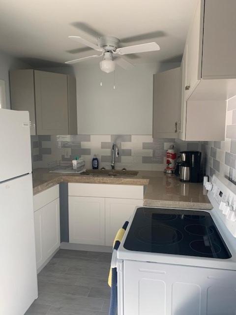 Grace Bay Place Bagian luar foto